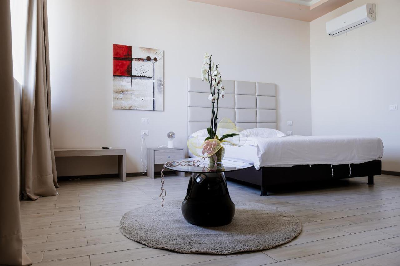 Queen Hotel Сесто Сан Джовани Екстериор снимка